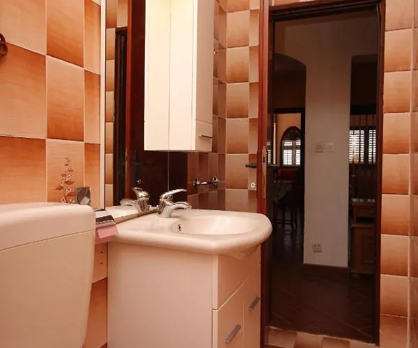 7208b Medulin